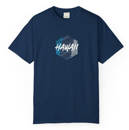 חולצת טי מודפסת Hawaii – חולצה עם הדפס הוואי בסגנון Surf